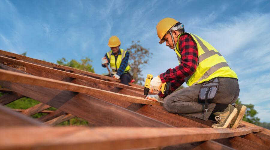 Professional gutter cleaning in Oswego, NY